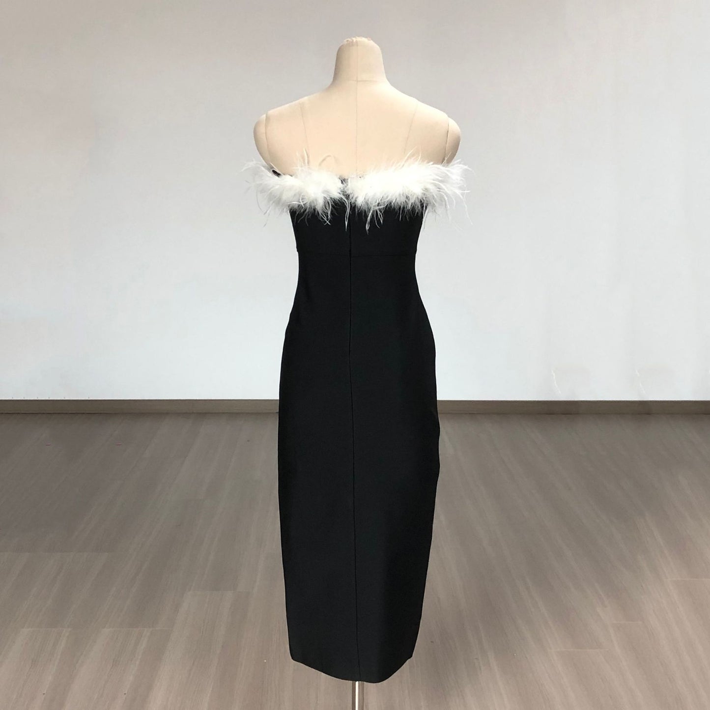 European And American Off-shoulder Contrast Color Ostrich Hair Tube Top High Slit Bandage One-piece Dress