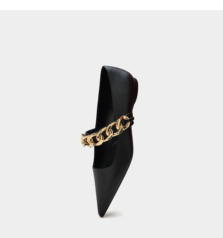 Zapatos de mujer con cadena decorativa y suela plana