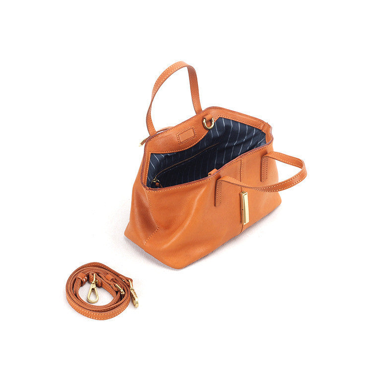 A Women's Temperament Wild Skeleton-skin Shoulder Messenger Bag