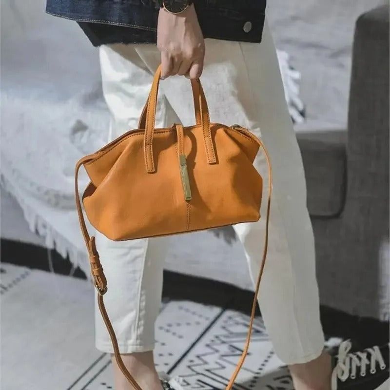 A Women's Temperament Wild Skeleton-skin Shoulder Messenger Bag
