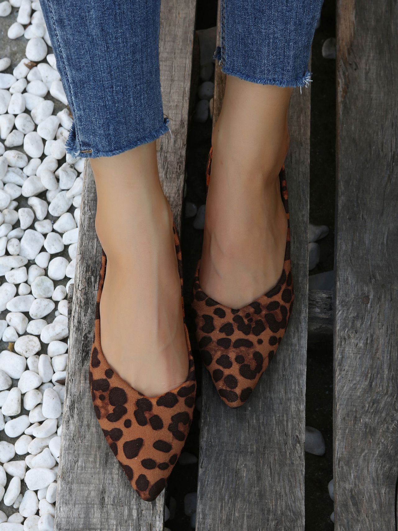 Low-cut Suede Flat Leopard Printed Pearl Plus Size Women's Shoes