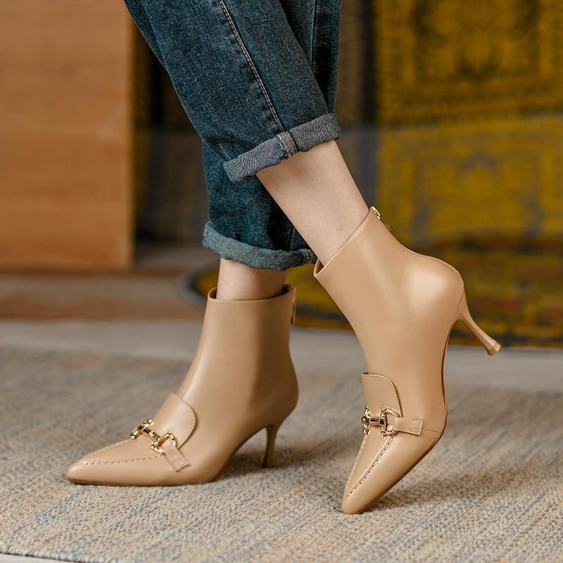 Women's Fashion Retro Pointed Toe Metal Buckle Ankle Boots