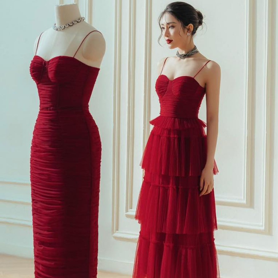 Hosenträger Spread Brust Temperament dunkelrot fließendes kleines Kleid langer Rock