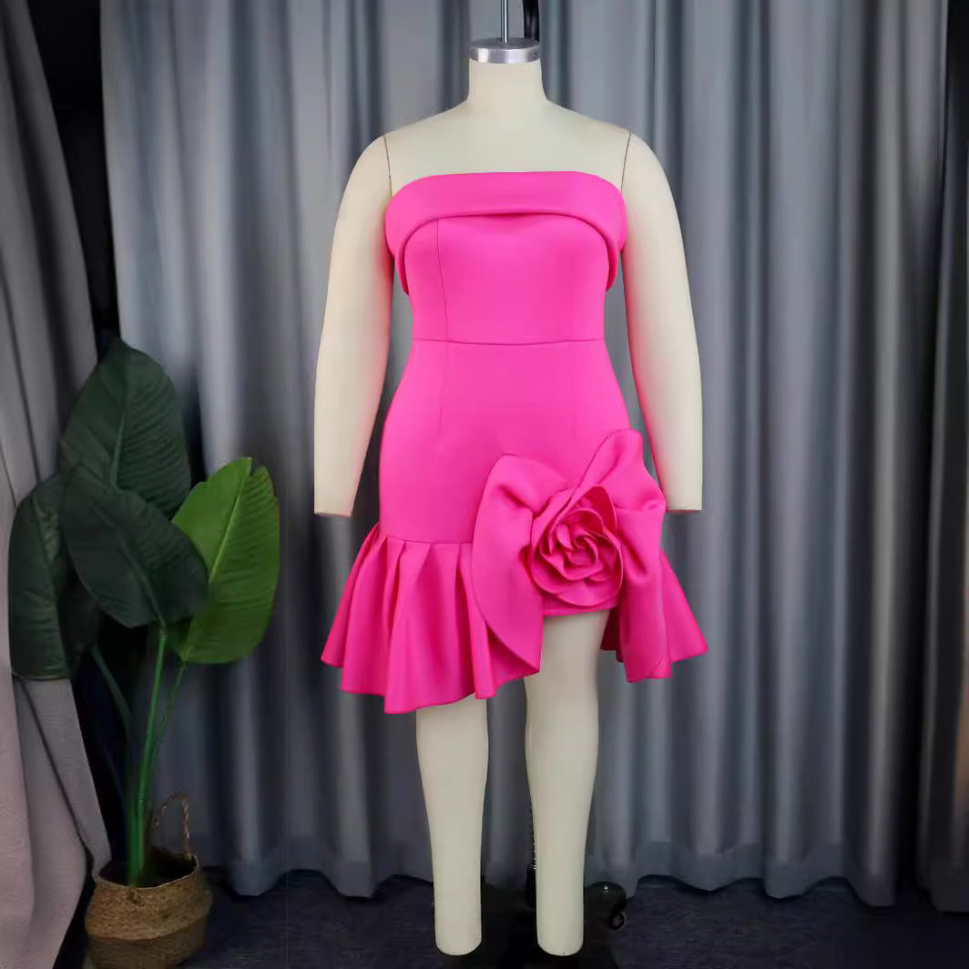 A Women's Floral Casual Off-shoulder Tube Top Dress
