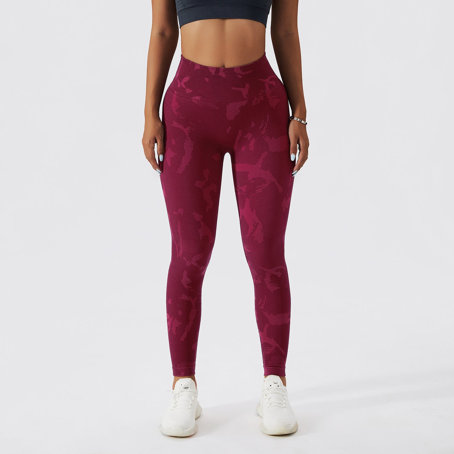 Pantalones deportivos con realce de cadera y camuflaje para mujer, de secado rápido