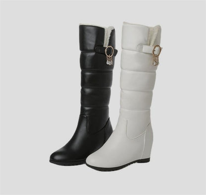 Botas de nieve de piel de cordero con punta redonda, invisibles, con diamantes de imitación y altura oculta