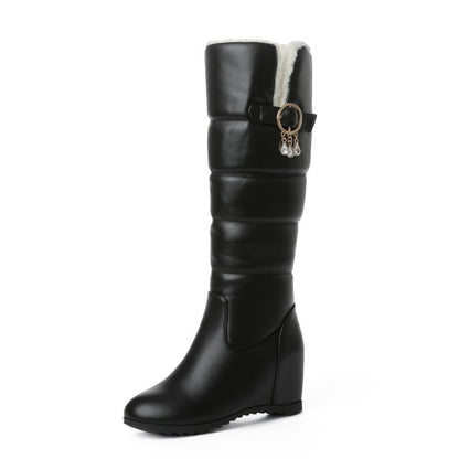 Botas de nieve de piel de cordero con punta redonda, invisibles, con diamantes de imitación y altura oculta
