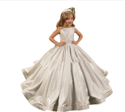 Vestido de novia infantil con cola y falda tutú de tul