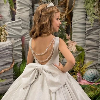 Vestido de novia infantil con cola y falda tutú de tul