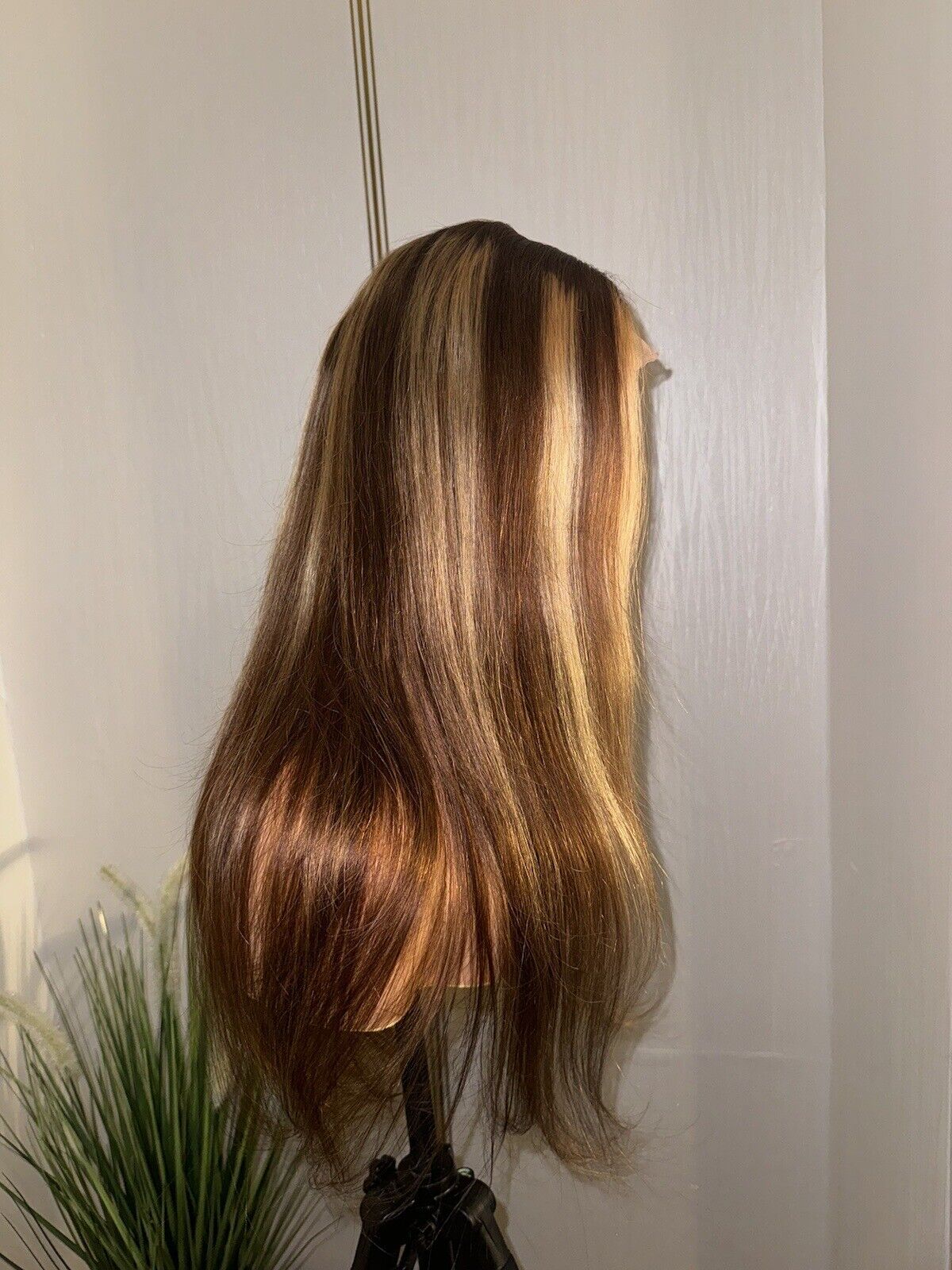 Chic Luxe Hair Full Glueless Lace Front Straight Long Highlights Wig | 100% Human Hair