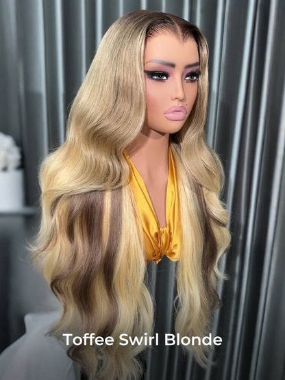 THE SIENNA 
Ash Blonde Melt Wave Wig