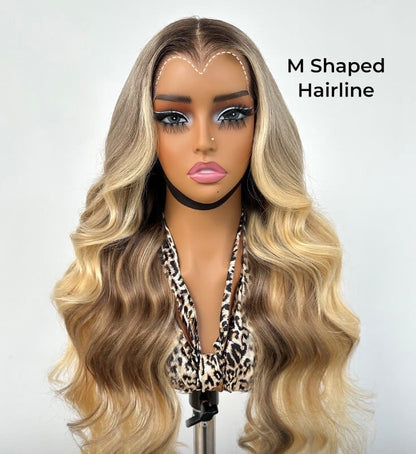 THE SIENNA 
Ash Blonde Melt Wave Wig
