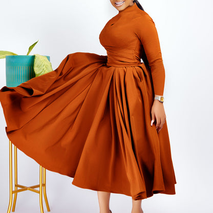 Ein elegantes plissiertes afrikanisches Übergrößen-Kleid mit großem Swingrock für den Außenhandel