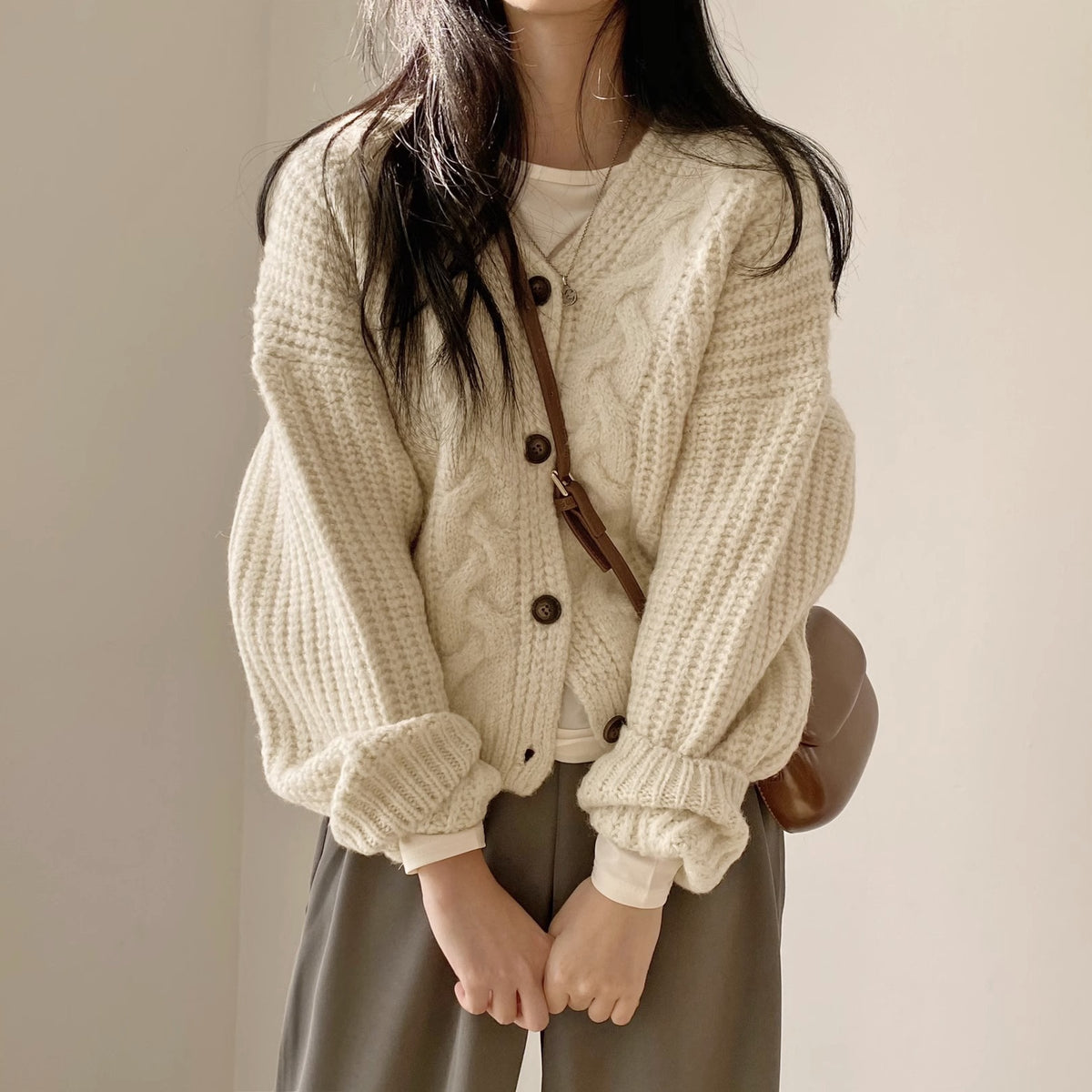 Knit Cardigan for Women Spring and Autumn Vintage Short Stature Loose Long Sleeve French Cable Knit Sweater Outerwear