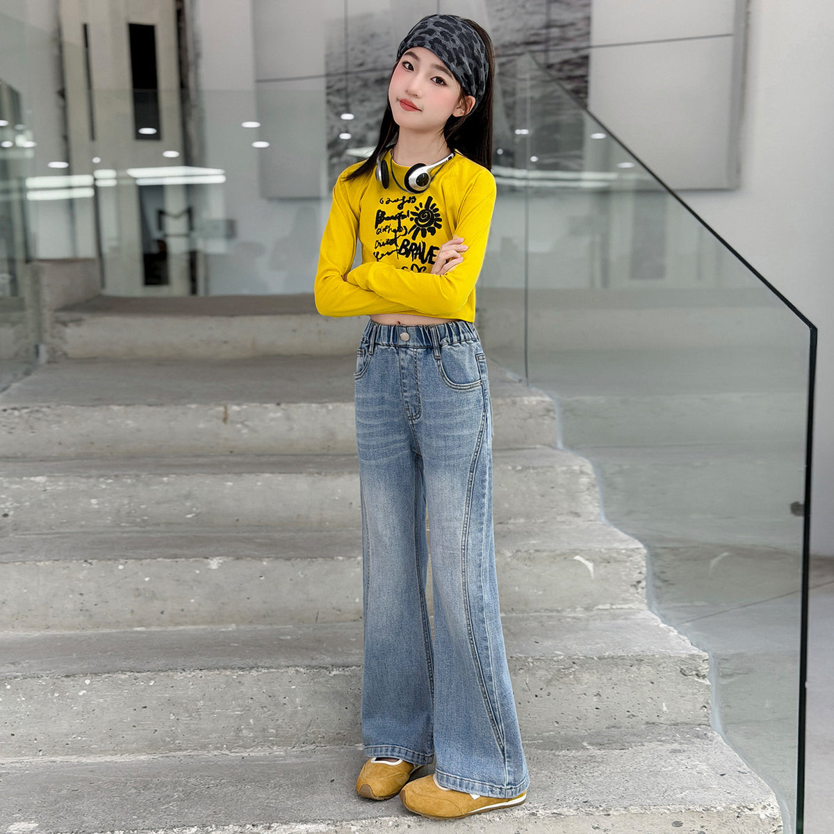 Girls' Micro Flare Jeans, Elastic Flared Pants for Older Girls