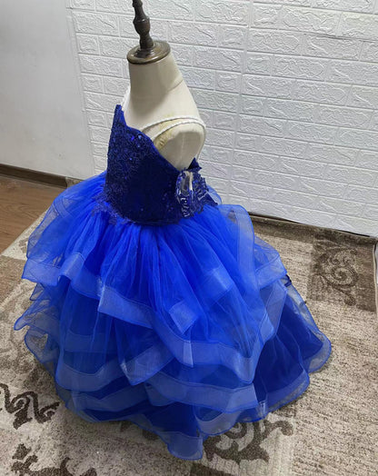 Vestido infantil con cola de sirena
