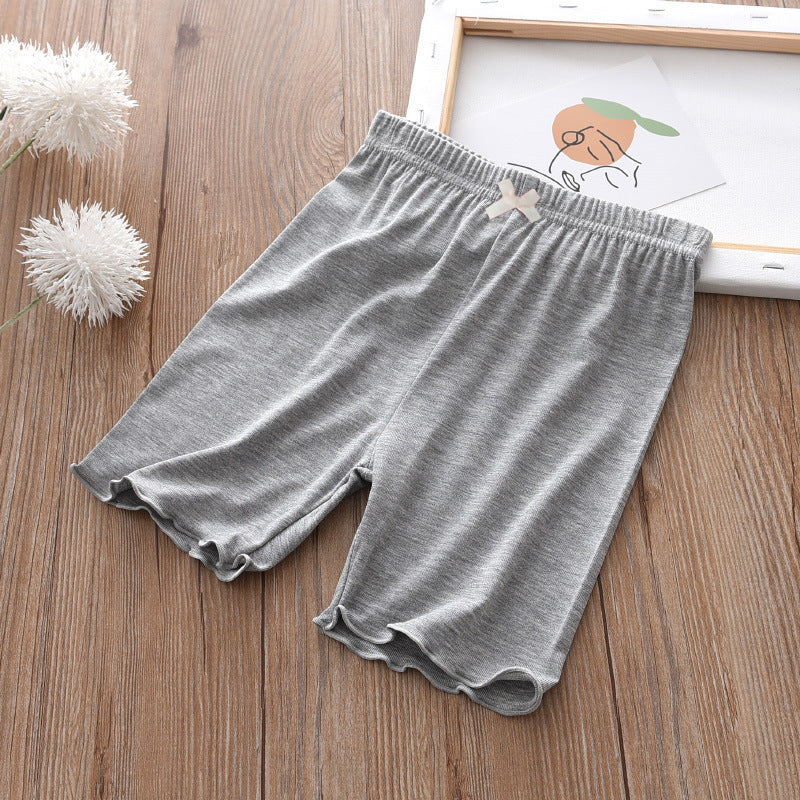 Girls' leggings to prevent exposure