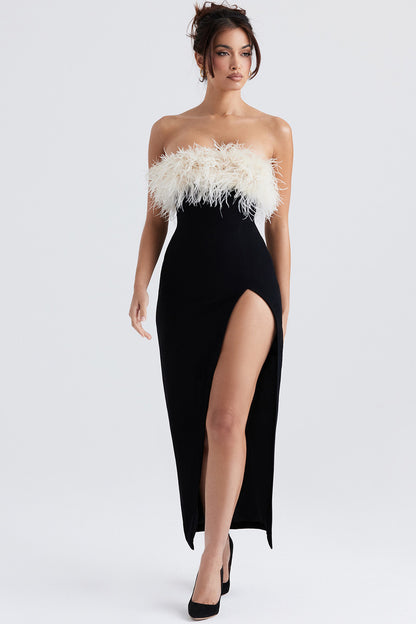 Vestido de una pieza con escote en forma de tubo y abertura alta con pelo de avestruz en contraste de color y hombros descubiertos de estilo europeo y americano