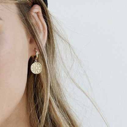 Pendientes de moda con diseño retro para mujer