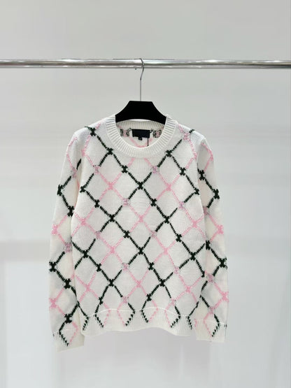Geometric diamond grid jacquard round neck long sleeved knitted sweater sweet and fashionable sweater for women
