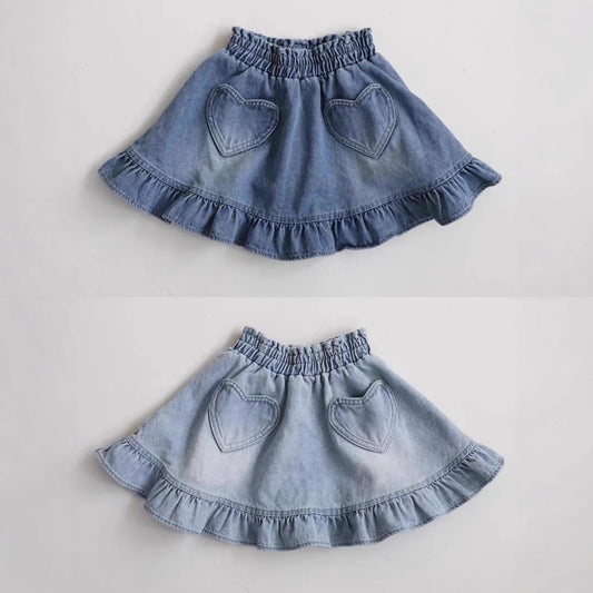 Cowboy skirt with heart-shaped pocket