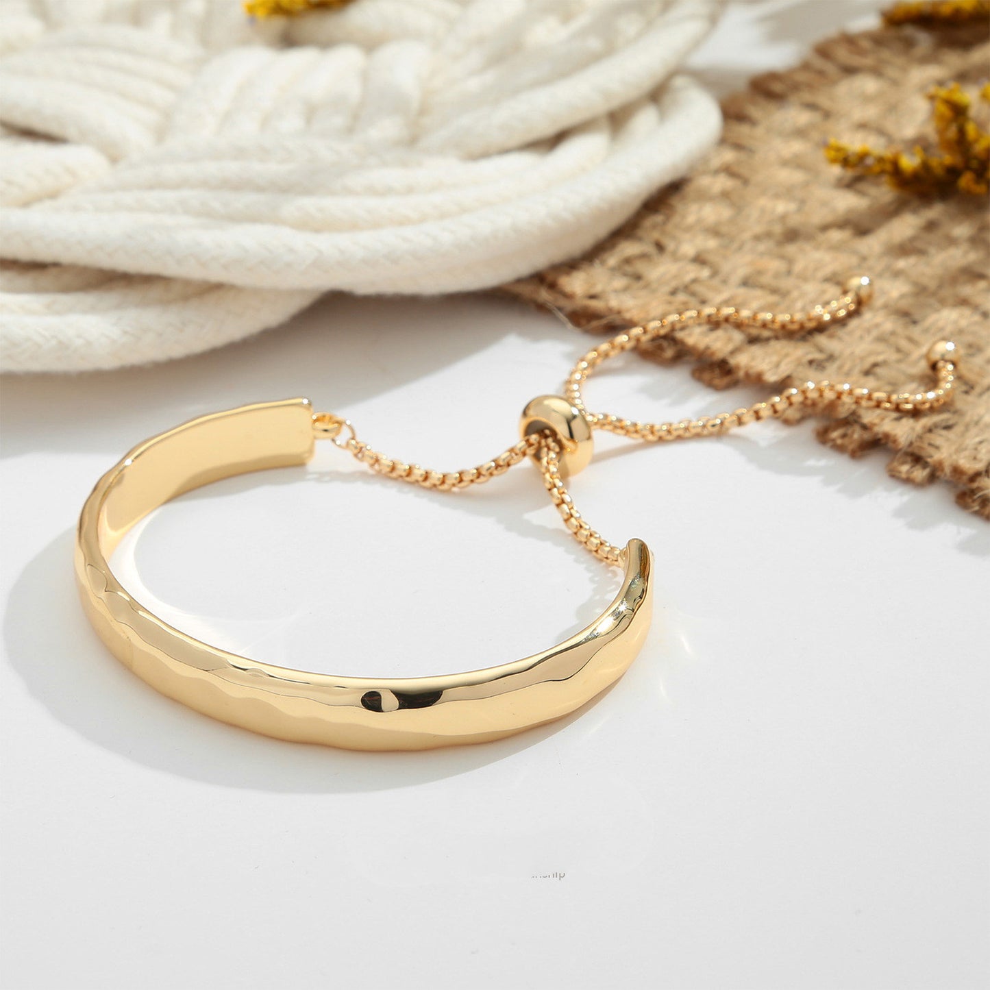 Pulsera ajustable de oro real de 18 quilates con baño de cobre y diseño de estilo europeo y americano