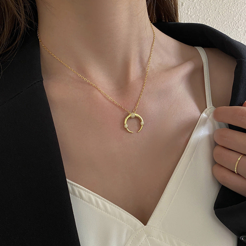Fashion European And American Style Niche Design Gold Necklace